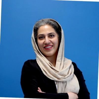 سارا مومنی